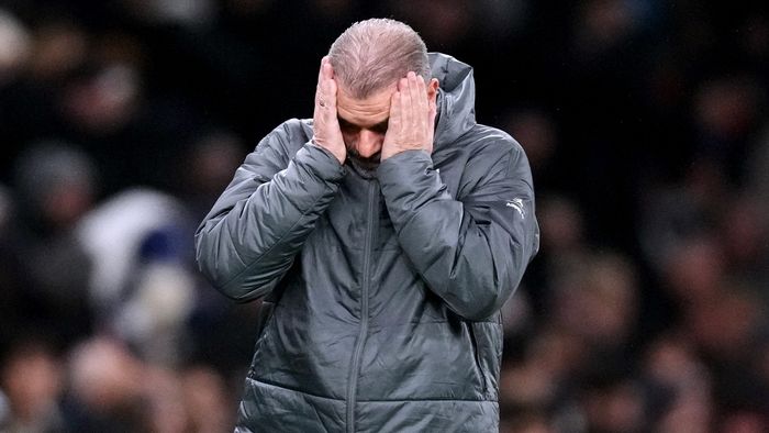 „Ange Postecoglou trebuie să-l dea afară pe Radu Drăgușin sau îl va costa postul său!”. Cea mai dură reacție împotriva fotbalistului român, după Rangers - Tottenham 1-1