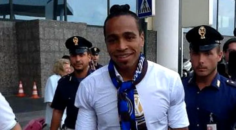 Alvaro Pereira a ajuns în Italia:** 