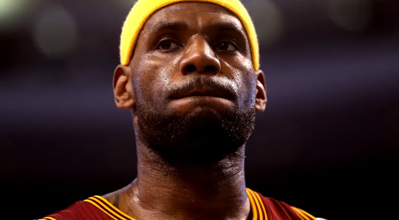 Ce-i cu LeBron? Acuzând simptome de răceală, superstarul lui Cavaliers n-a reușit să împiedice un nou eșec. Cleveland, start ratat