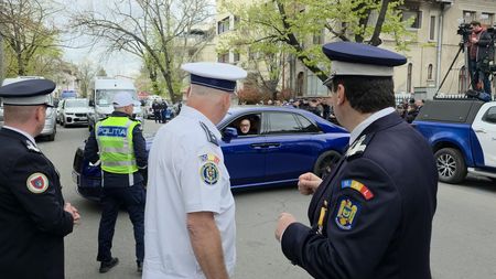 Gigi Becali, oprit de polițiști! De ce l-au întors din drum la înmormântarea lui Mircea Lucescu