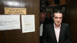 Dosarul "Valiza" se judecă joi