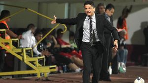 Asta ar fi BOMBA verii:** un club din Qatar anunță că va fi antrenat de Răzvan Lucescu! Arabii îi pun la dispoziție multe milioane pentru achiziții