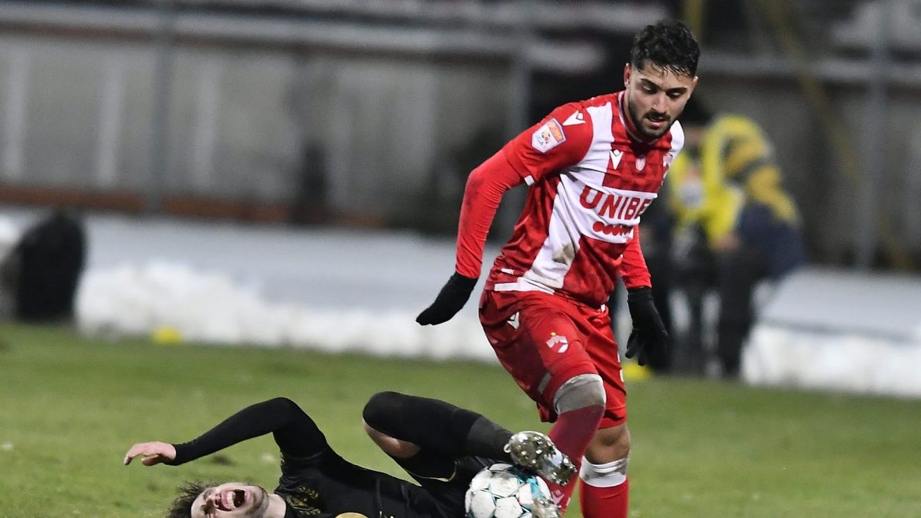 Schimbare șoc în derby-ul Dinamo - FCSB! Geani Crețu a rezistat pe teren mai puțin de două minute