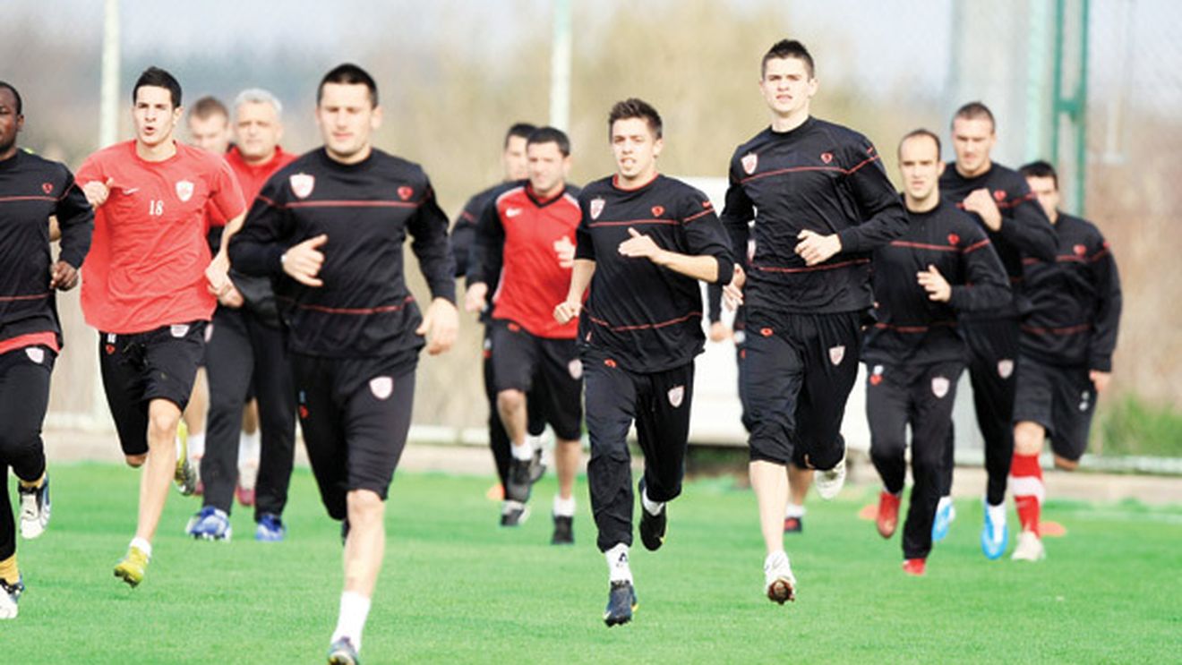 Dinamo, schimbarea la față: "Cine suntem?"