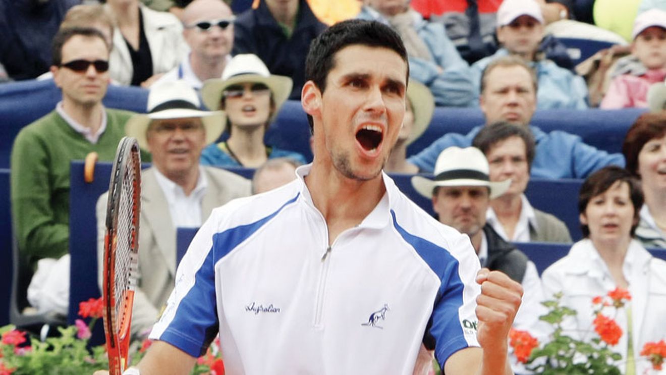 Hănescu, în sferturi la Doha!