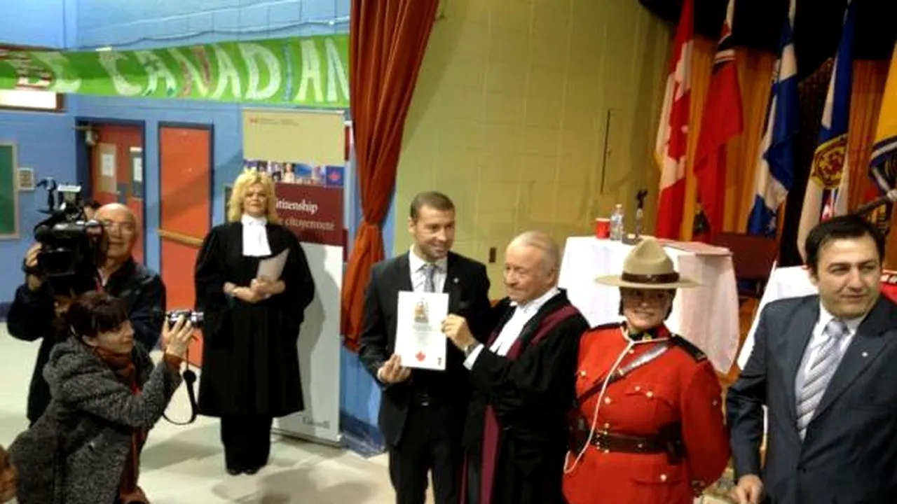 FOTO Bute e canadian cu acte în regulă!** Mister KO a primit certificatul de cetățenie