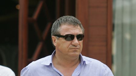 "Steaua ar trebui să fie Stea de România,** nu Arsenal de România"