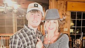 Fiul Nadiei Comăneci, angajat într-un atelier auto: "Şi-a ales alt drum"