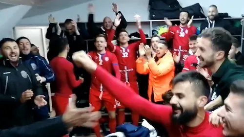 Fotbaliștii lui Marius Croitoru au dat startul petrecerii în vestiar! „Ne pregătim pentru play-off!” | VIDEO