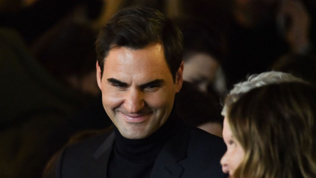 Lui Roger Federer îi priește retragerea din tenis! Apariție spectaculoasă la Săptămâna Modei de la Paris alături de soția sa, Mirka | FOTO
