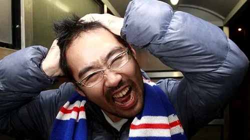 10.000 de km degeaba!** Un jurnalist japonez s-a dus în Scoția pentru meciul lui Rangers, dar a aflat că partida a fost amânată chiar când se afla în trenul spre arenă