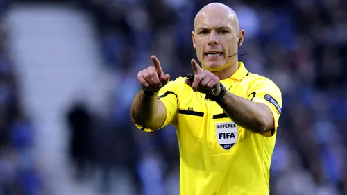 Vom fi arbitrați de englezi!** Howard Webb va conduce la centru partida Turcia - România