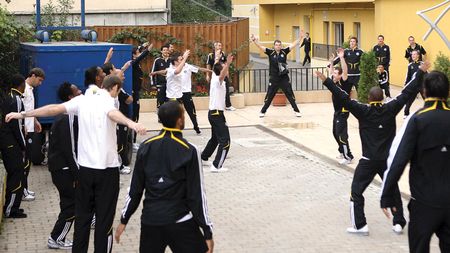 Chelsea s-a antrenat în curtea hotelului