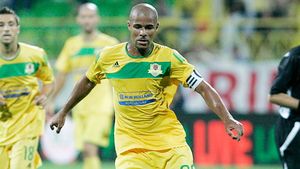 Porumboiu: "Nu Steaua, ci CFR ne-a contactat pentru Wesley!** Îl voiau 'mocca', ne-au tratat ca pe un satelit"