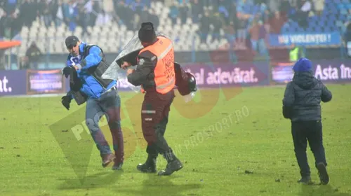 FOTO | Dezgustător. Un steward de pe „Ion Oblemenco” a lovit un fan al echipei CSU, chiar sub ochii fiului suporterului