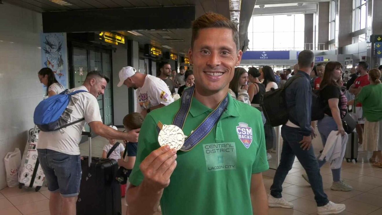Constantin Popovici a câștigat mediala de aur pentru delegația României la Campionatele Mondiale 2023 de nataţie, însă nimeni din partea Federației de Pentatlon nu l-a așteptat la aeroport