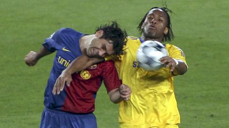 Camp Nul** Cine merge mai departe în finală?