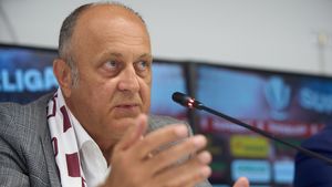 S-a aflat ce le-a spus Dan Şucu fotbaliștilor de la Genoa, în vestiar. „Ne-a vorbit despre proiect. Sunt bucuros că a preluat clubul și vreau să-i dedicăm o victorie”