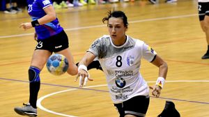 CSM București nu are cum să rateze Liga Campionilor! Dinamo are o bătălie dură, dar după criteriile EHF are argumente să prindă Top 6. Trupa din Ștefan cel Mare se mută într-o sală de 5.300 de locuri