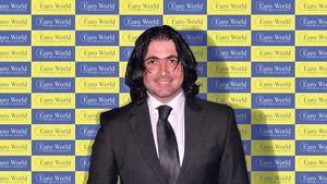 Un român i-a transferat pe Anelka și Raul!** Un fost fotbalist este pe cale să devină cel mai important agent din Asia