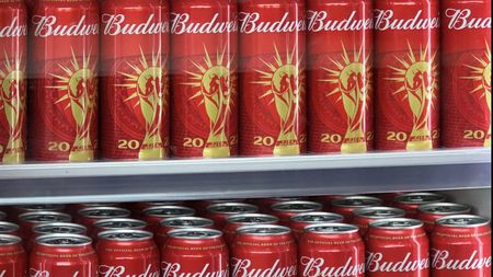 „Așa poți băga alcool în stadioane!”. Ce metode ingenioase au găsit fanii la Cupa Mondială din Qatar pentru a introduce bere la meciuri!