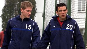 VIDEO | George Ogăraru crede în Marius Lăcătuș: "Am o relație specială cu suporterii Stelei, cu Ghencea, acolo unde am crescut. Dacă am timp, vin să îi văd în playoff"

