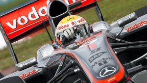 Jackie Stewart: Hamilton și-ar compromite cariera dacă ar pleca de la McLaren