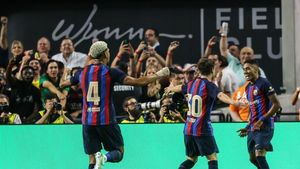 Cel mai surprinzător transfer pe care l-a făcut FC Barcelona în această vară a fost influențat de Neymar Jr. și de Ronaldinho! Cum și-au ajutat cei doi brazilieni fostul club