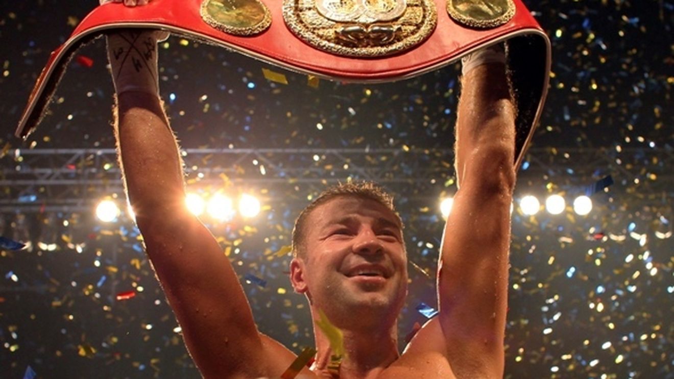 "În repriza a 12-a i-a dat de l-a săturat!"** Mesaj pentru Froch după victoria cu Grachev