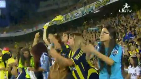 Toate femeile să vină pe Dinamo!** "Câinii" vor să preia modelul turc de la Fenerbahce: un stadion plin de femei și copii