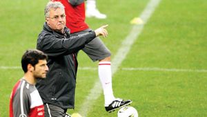 Croații l-au demis pe Hiddink!** Turcii au renunțat la serviciile olandezului după ratarea calificării!