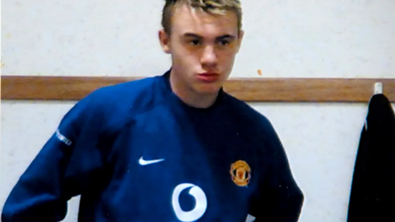 Poveste desprinsă din filmele SF! Un fost junior al lui Manchester United a început să vorbească fluent limba franceză și să se creadă actorul Matthew McConaughey, după ce a avut un accident grav