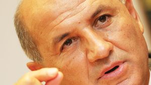 Black Friday în Giulești!** Copos renunță la datoriile pe care clubul le are către el, pentru a găsi un investitor dispus să preia Rapidul