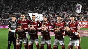 Adevărul din vestiarul Rapidului pe care trebuie să îl afle și Dan Șucu. Conflict deschis între fotbaliștii români și cei kosovari, cu acuzații grele după eșecul cu Sepsi: „Sunteți egoiști, jucați doar pentru voi”. EXCLUSIV