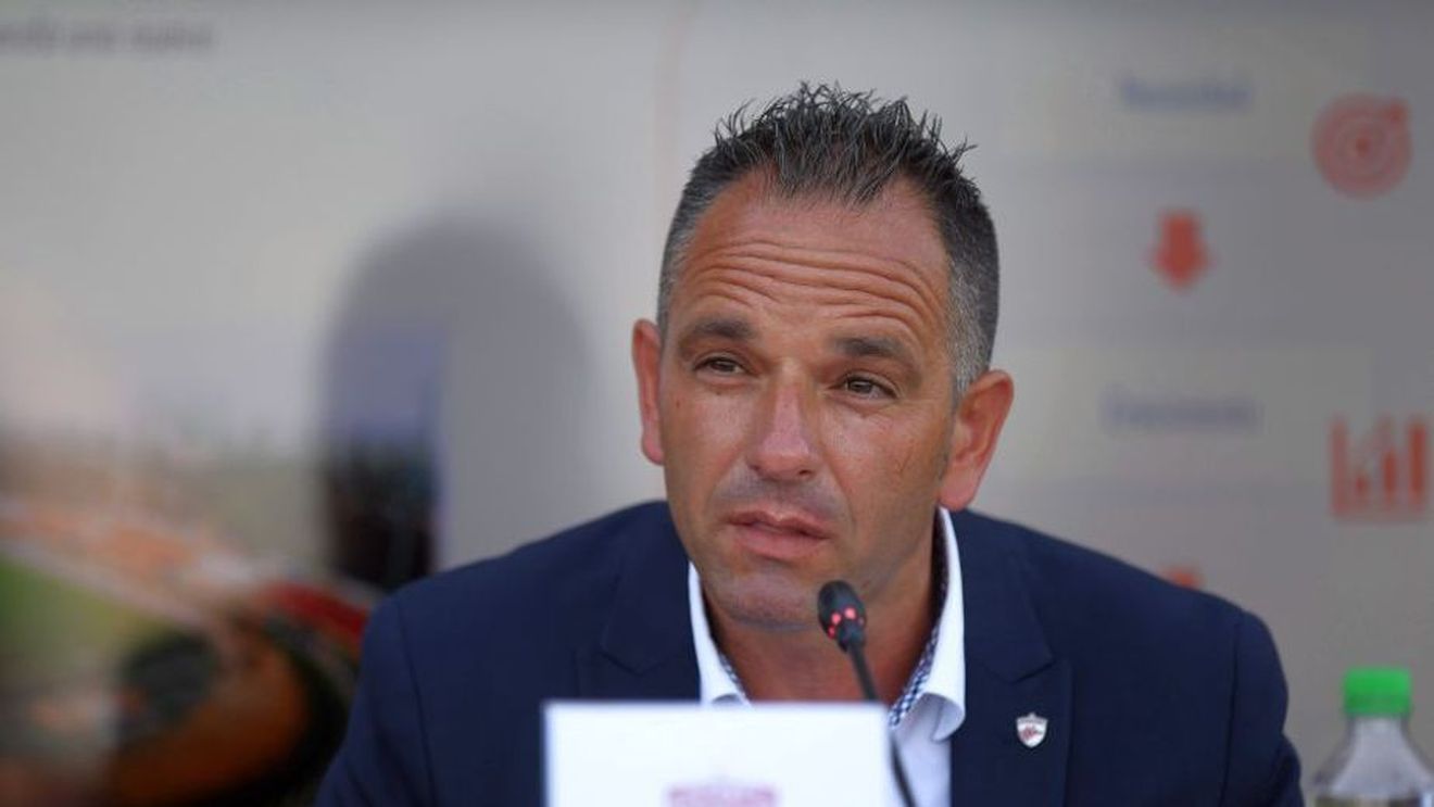 Un fost golgheter al Ligii 1 îl pune la zid pe Pablo Cortacero, după ce a împins clubul spre faliment: „A cumpărat un brand, nu doi cartofi de la piață!”