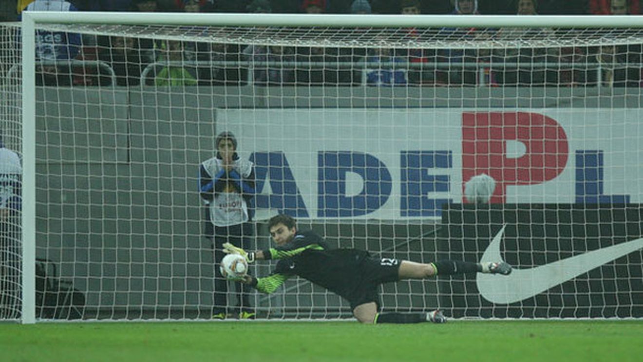 Tătărușanu luat la mișto:** "Aia era minge de scos cu capul! E rușinos, nu ai voie să iei gol din scăriță"