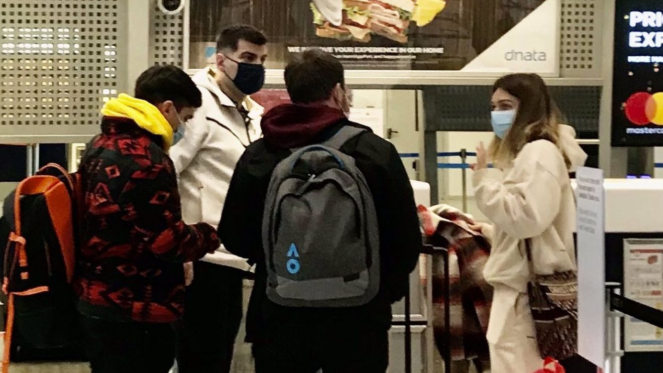 Simona Halep a pornit în aventura spre Australia alături de „trei muschetari!" Rută specială pentru constănțeancă | FOTO