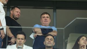 Hagi a pus ochii pe doi jucători de la o nou-promovată! Pe cine monitorizează atent selecționerul României EXCLUSIV