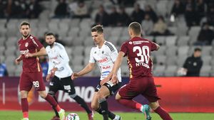 Biletul Zilei: Fotbal și handbal pentru un sfârșit de săptămână „VERDE” »»