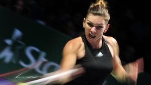 FOTO | Imagine fabuloasă la Stuttgart. Cum au fost surprinse Halep și Wozniacki chiar după meci. Gestul neobișnuit făcut de Simona