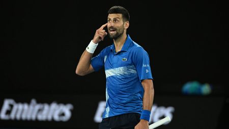 Novak Djokovic, gest grosolan la Australian Open. A fost huiduit de toată Arena Rod Laver pentru decizia pe care a luat-o după victoria cu Jiri Lehecka