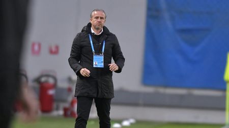 Fostul secund al lui Laurențiu Reghecampf îi atrage atenția antrenorului, după Universitatea Craiova - FC Voluntari: „S-ar putea să te urecheze cineva!”