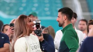 Cum a reacționat Novak Djokovic când a văzut-o pe Serena Williams la meciul său. Mereu s-a speculat pe seama relației lor foarte apropiate: „M-am uitat la ea şi am întrebat-o asta”