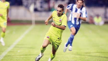 Szekely lipsește o lună