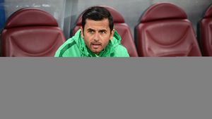 "A venit de câteva zile la echipă, s-a antrenat doar separat în ultima perioadă!" Super transferul făcut de FCSB mai are de așteptat până va debuta