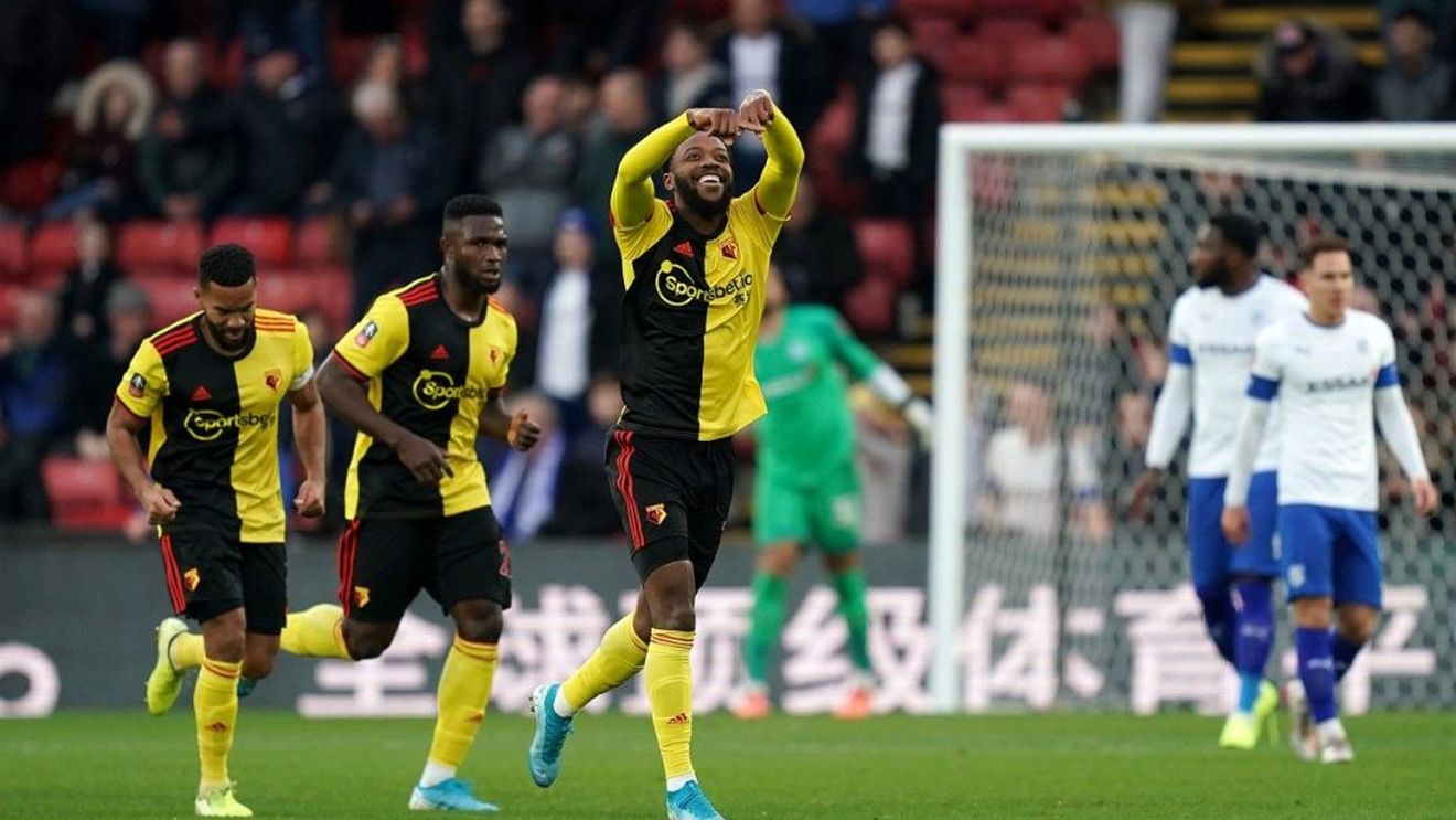 A marcat pentru prima oară după 5 ani în Anglia, dar echipa fostului campion din Premier League nu a putut să bată după ce a condus cu 3-0