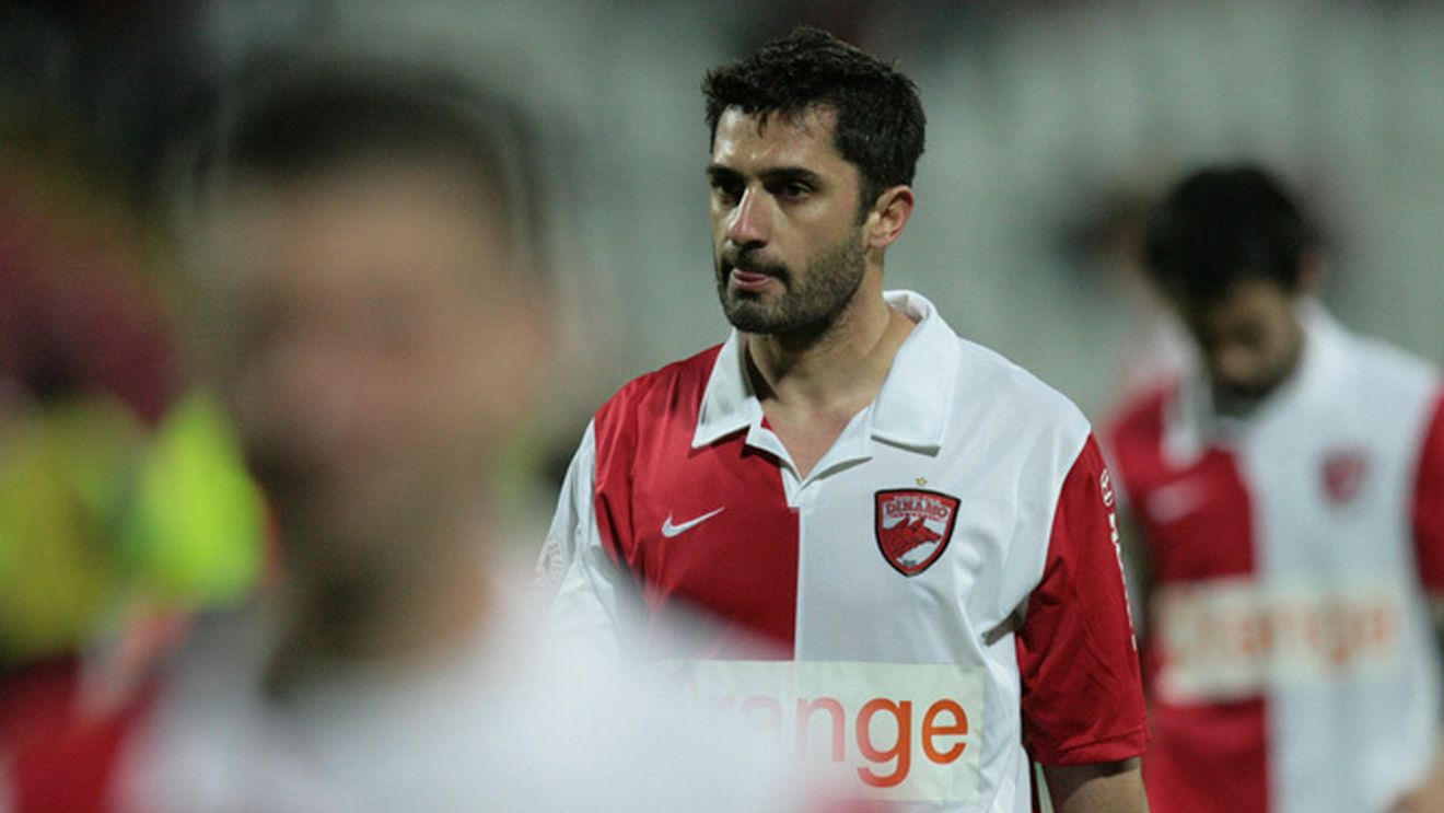 "Pulhac și Molinero nu au existat!** Niculescu seamănă cu Ulise, de când și-a lăsat barbă"