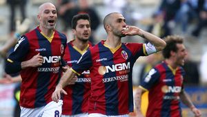 Impresionant! "Sunt Marco Di Vaio de la Bologna!" Cum au ales italienii să le ridice moralul fanilor terorizați de pandemia de COVID-19 | VIDEO