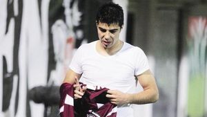 Avram către Constantin: "Ce, te-a tras tare de șort Zicu?"