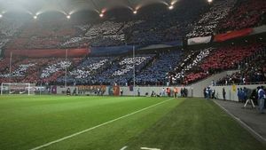 Fanii ignoră Steaua, Reghe rămâne optimist: **"Vor veni 20.000 de spectatori cu Trnava"